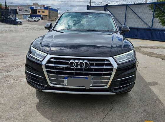 AUDI Q5 2.0 TFSI GASOLINA PRESTIGE PLUS S TRONIC AUDI Q5 2.0 TFSI GASOLINA PRESTIGE PLUS S TRONIC